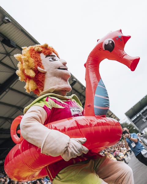 Si vous êtes en manque d'inspiration pour votre déguisement d'Halloween, voici quelques idées ! 🤣<br />#InExtensoSupersevens