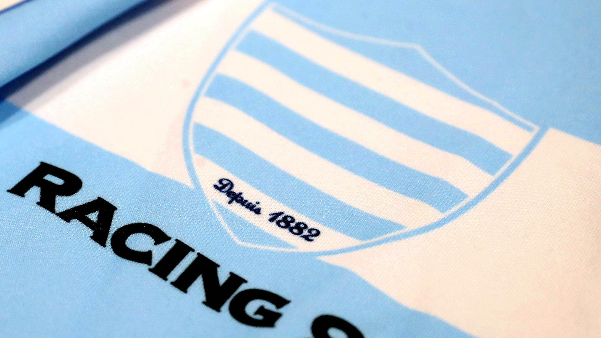 Histoire de blason : Racing 92, classe « à l’anglaise » et strass du « show-biz »