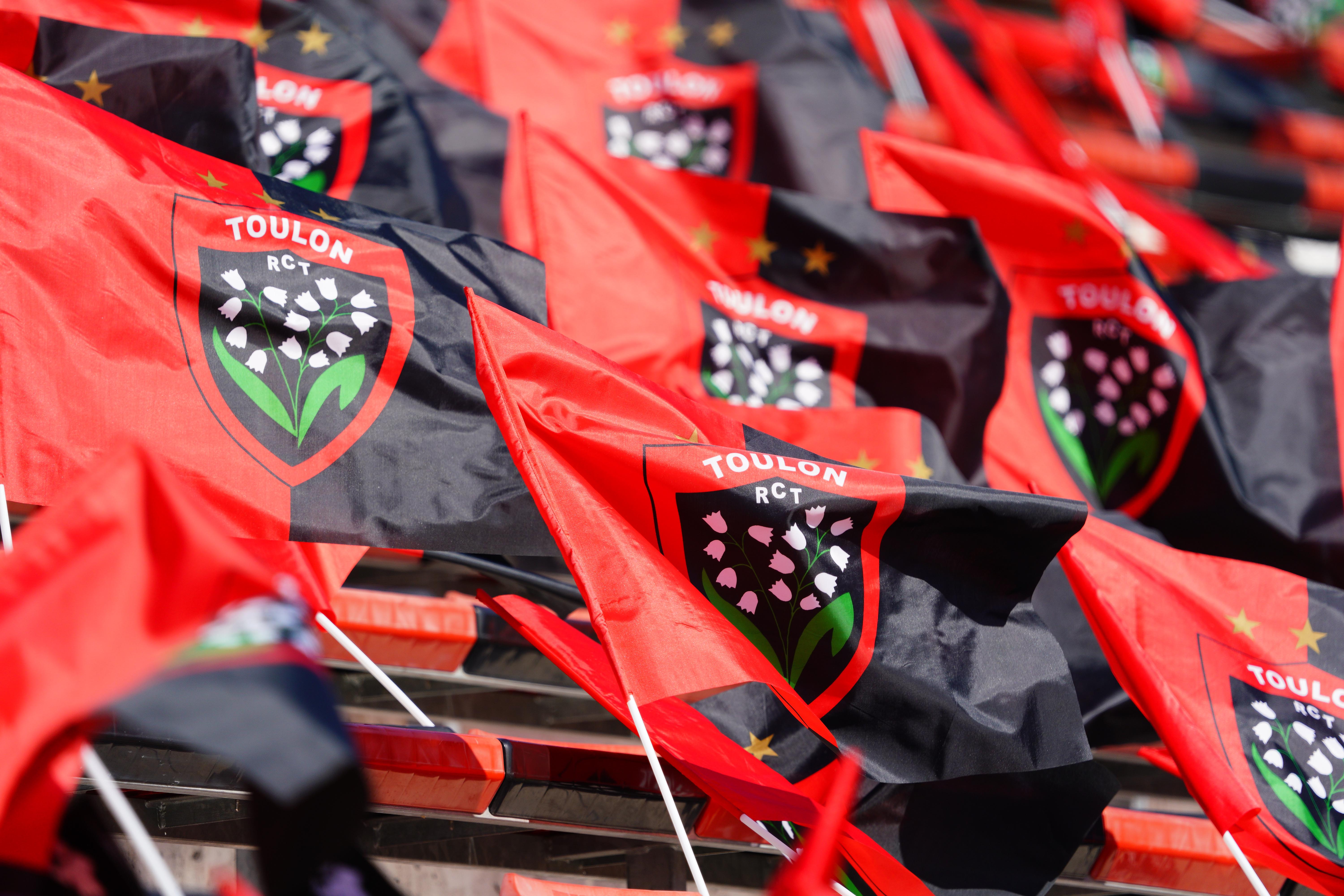Histoire de blason : RC Toulon, le muguet de Mayol