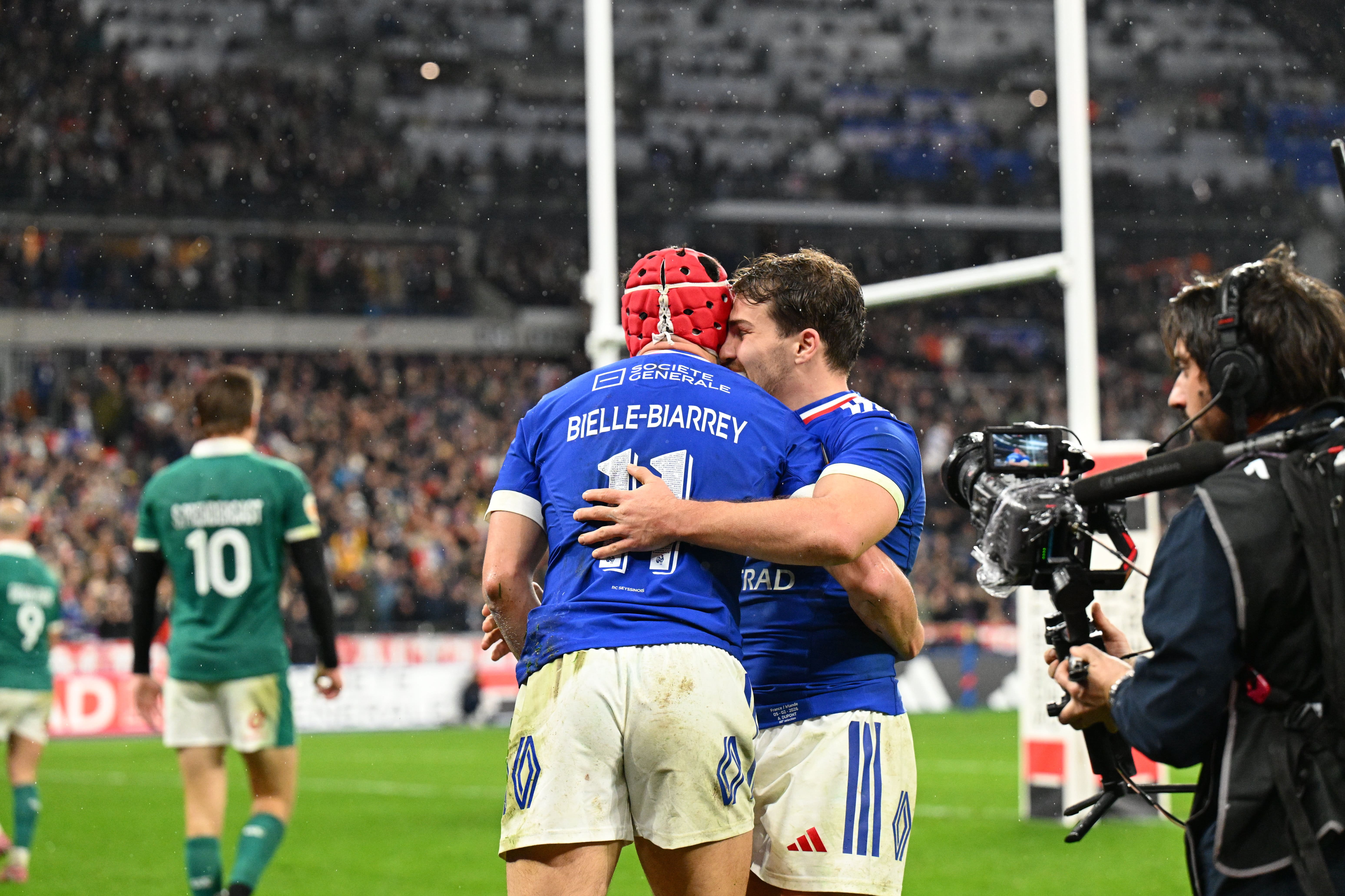 Débuts parfaits pour les Bleus avec une victoire bonifiée contre l'Irlande !