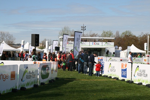 Village Rugby Tour : une première étape lyonnaise prometteuse