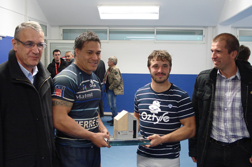 Trophée GEDIMAT: la remise du trophée du mois de setpembre